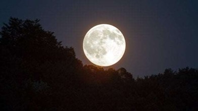 Luna piena al Rifugio Pozzo di Mezzanoitte