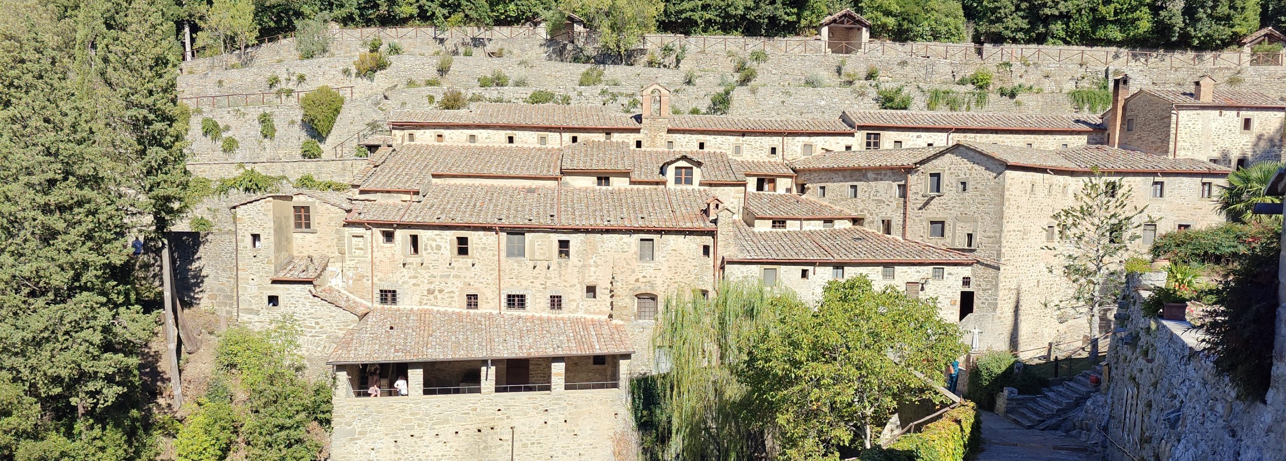 L’Eremo “Le Celle” dalla Basilica di Santa Margherita – Mercoledì 24 settembre 2025