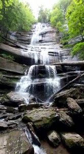 LA CASCATA DEGLI SCALANDRINI